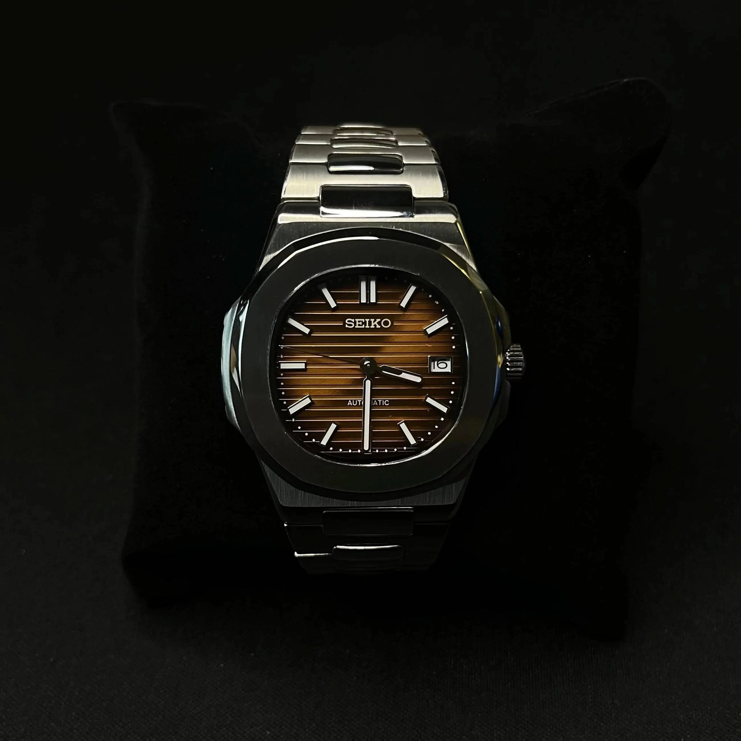 Nautiko Brown