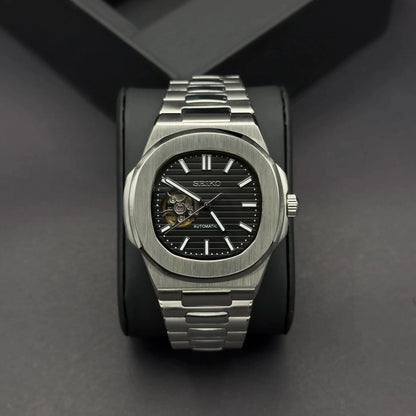 Nautiko Black open movement